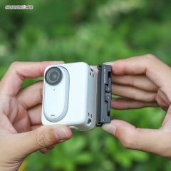 Sunnylife Magnetic Quick Release Mount Action Camera Selfie Stick Tripod Adapter Foldable Cam Stand for Insta360 GO 3